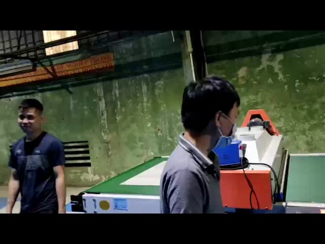 China SPC Floor Tile Coating Machine Spot UV Printing Machine for sale